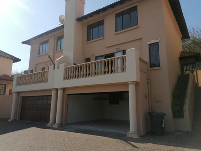 Townhouse For Rent In Winchester Hills, Johannesburg
