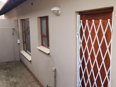 2 bedroom, Bloemfontein Free State N/A