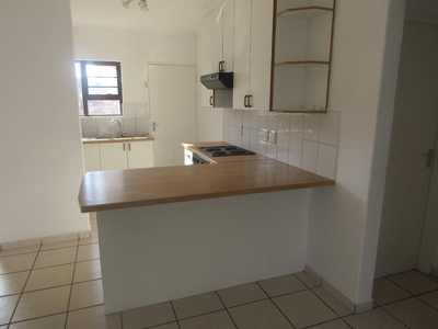 2 Bedroom House for sale in Gonubie
