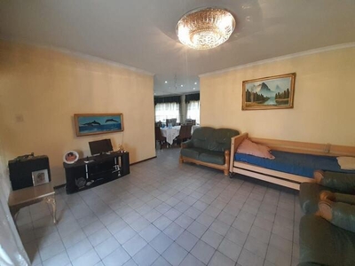 3 bedroom, Queensburgh KwaZulu Natal N/A