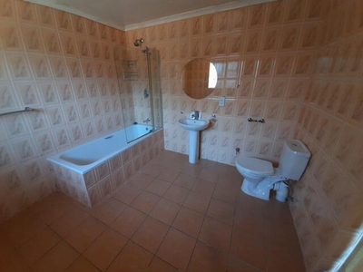 4 bedroom, Randfontein Gauteng N/A