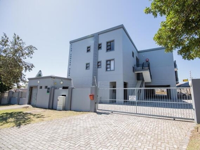 Apartment For Sale In Newton Park, Port Elizabeth