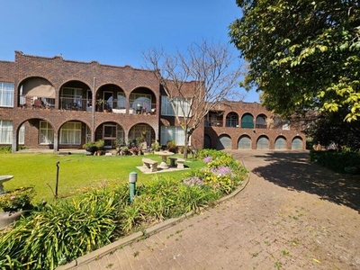 Apartment For Sale In Three Rivers, Vereeniging