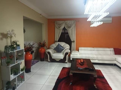 House For Rent In Charleston Hill, Paarl