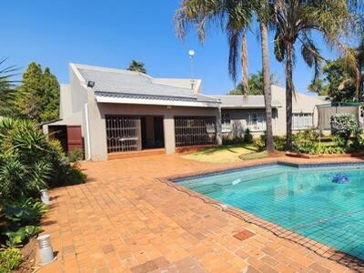 House For Rent In Wilro Park, Roodepoort