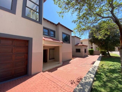 House For Sale In Eagle Trace Estate, Sandton