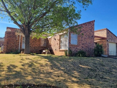 House For Sale In Fouriesburg, Free State