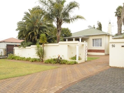 House For Sale In Krugersdorp North, Krugersdorp