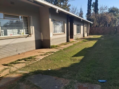 House For Sale In Les Marais, Pretoria