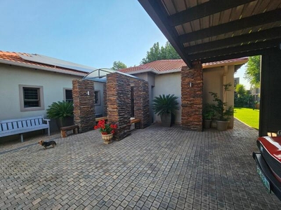 House For Sale In Tuscany Ridge, Potchefstroom