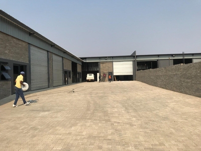 Industrial property to rent in Magna Via Industrial