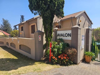 Townhouse For Sale In Winchester Hills, Johannesburg