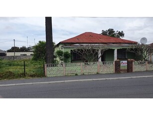 3 Bed House in Bellville South