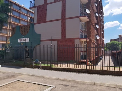 1 Bedroom flat for sale in Sunnyside, Pretoria