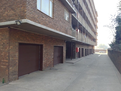 1.5 Bedroom Apartment Rented in Pretoria West