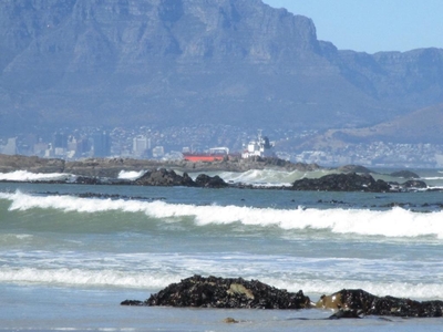2 Bed Apartment/Flat for Sale Beachfront Blouberg