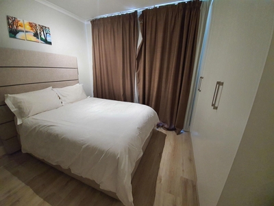 2 bedroom apartment to rent in Rondebosch