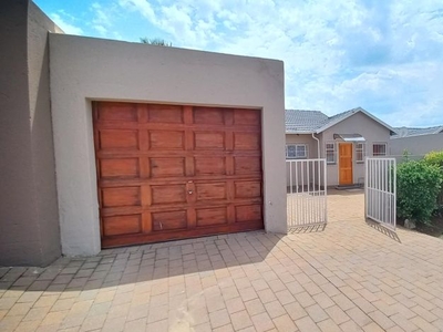 2 Bedroom townhouse - freehold for sale in Noordwyk, Midrand