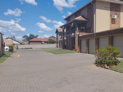 3 Bedroom apartment to rent in Magalieskruin, Pretoria