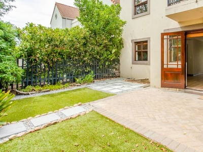 3 Bedroom duplex townhouse - freehold rented in Boschenmeer Golf & Country Estate, Paarl