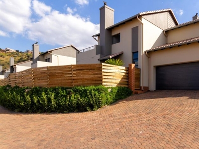 3 Bedroom duplex townhouse - sectional sold in Amorosa, Roodepoort