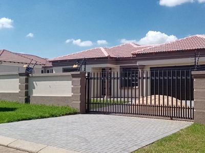 3 Bedroom house for sale in Bergsig, Heidelberg