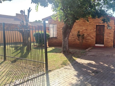 3 Bedroom house for sale in Rondebult, Germiston