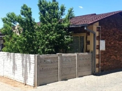 3 Bedroom townhouse - sectional sold in Brandwag, Bloemfontein