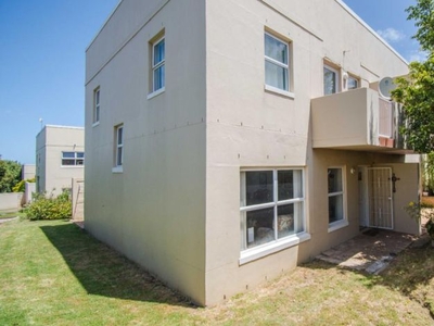 3 Bedroom townhouse - sectional for sale in Dornhill, Somerset West