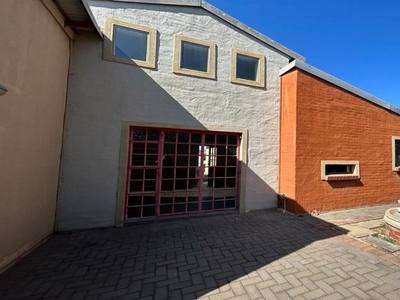 3 Bedroom townhouse - sectional for sale in Waterval East, Rustenburg