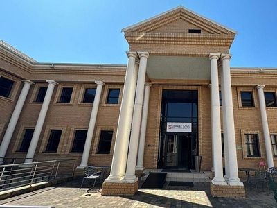 384m² Office To Let in Building 15, Highveld