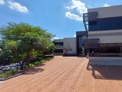 395m² Office To Let in Woodmead