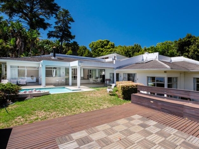 4 Bedroom house for sale in Constantia, Cape Town