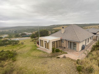 4 Bedroom house for sale in Num Num Cape Estate, Mossel Bay