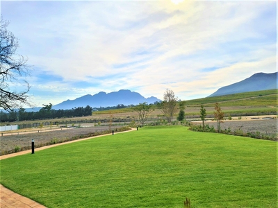4 Bedroom House for sale in Paradyskloof