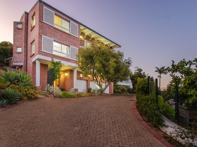 5 Bedroom House Sold in Paarl Central