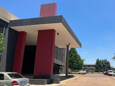 66m² Office To Let in Highveld