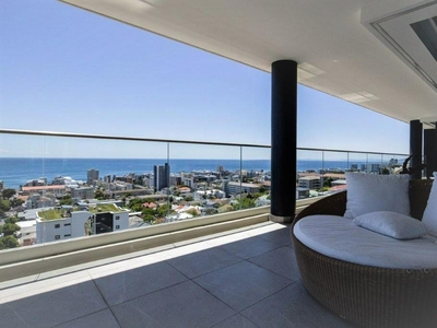 Apartment For Sale in Sea Point