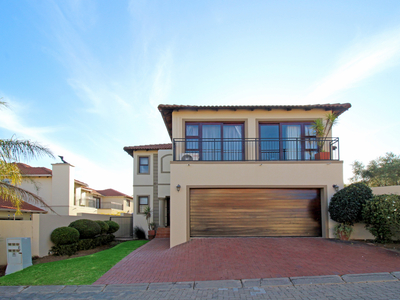 Cluster For Sale in Fourways