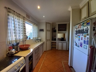 Freehold For Sale in Van Riebeeck Park