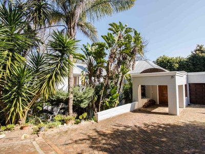 House For Sale in Helderberg Estate