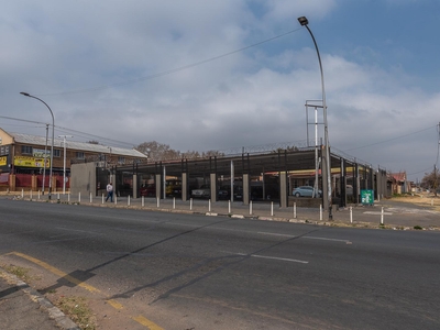 Retail For Sale in Turffontein