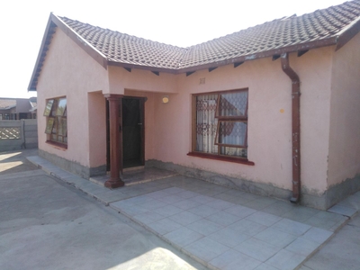 3 Bedroom House For Sale in Madiba Park