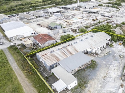 1667 m² Industrial space in Amalinda