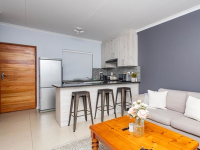 2 Bedroom apartment to rent in Bonnie Brae, Kraaifontein