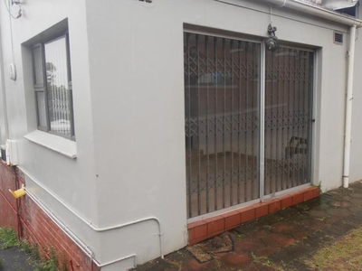 2 Bedroom semi-detached rented in Bluff, Durban
