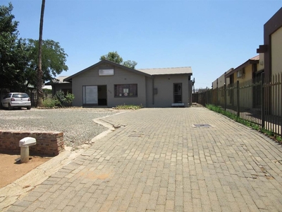 265 m² Commercial space in Vryburg