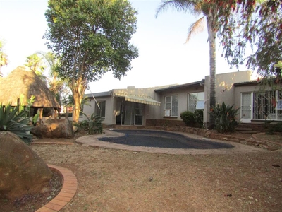 3 Bed House in Glenvista