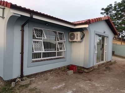 3 Bedroom Freehold For Sale in Ntuzuma