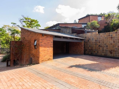 3 Bedroom house for sale in Waterkloof Ridge, Pretoria